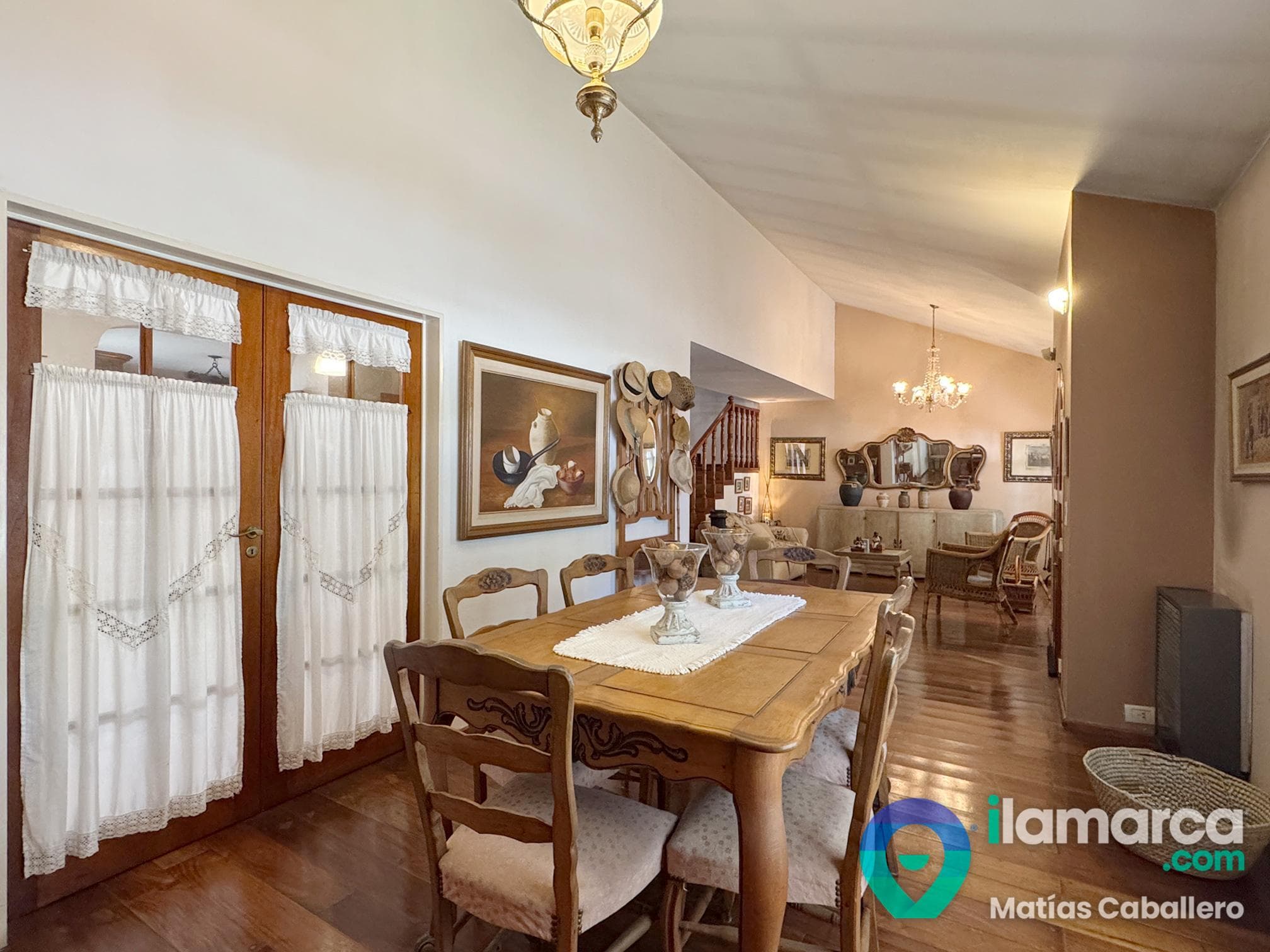 Casa en venta en Urca: 5 dormitorios, pileta y cochera doble – foto 5